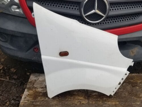 RENAULT TRAFIC & VAUXHALL VIVARO DRIVERS SIDE O/S WING WHITE 2001-2013