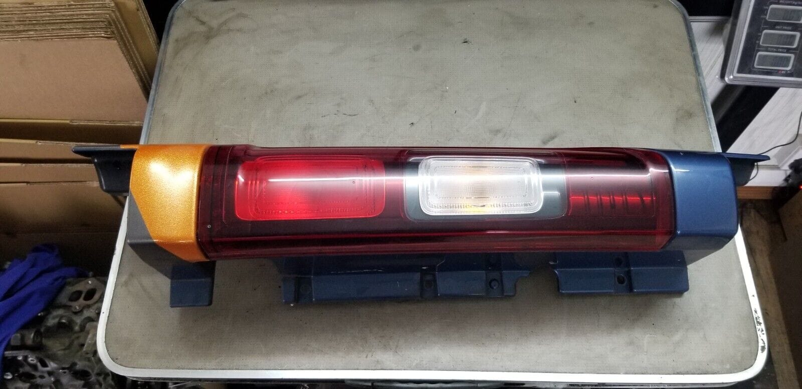 RENAULT TRAFIC VAUXHALL Vivaro 2900 Sportive Cdti Rear Tail Light LEFT Side - Image 3