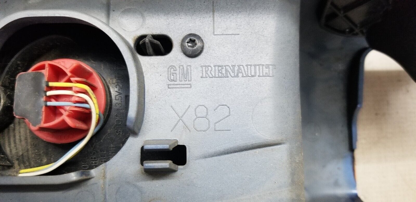 RENAULT TRAFIC VAUXHALL Vivaro 2900 Sportive Cdti Rear Tail Light LEFT Side - Image 4