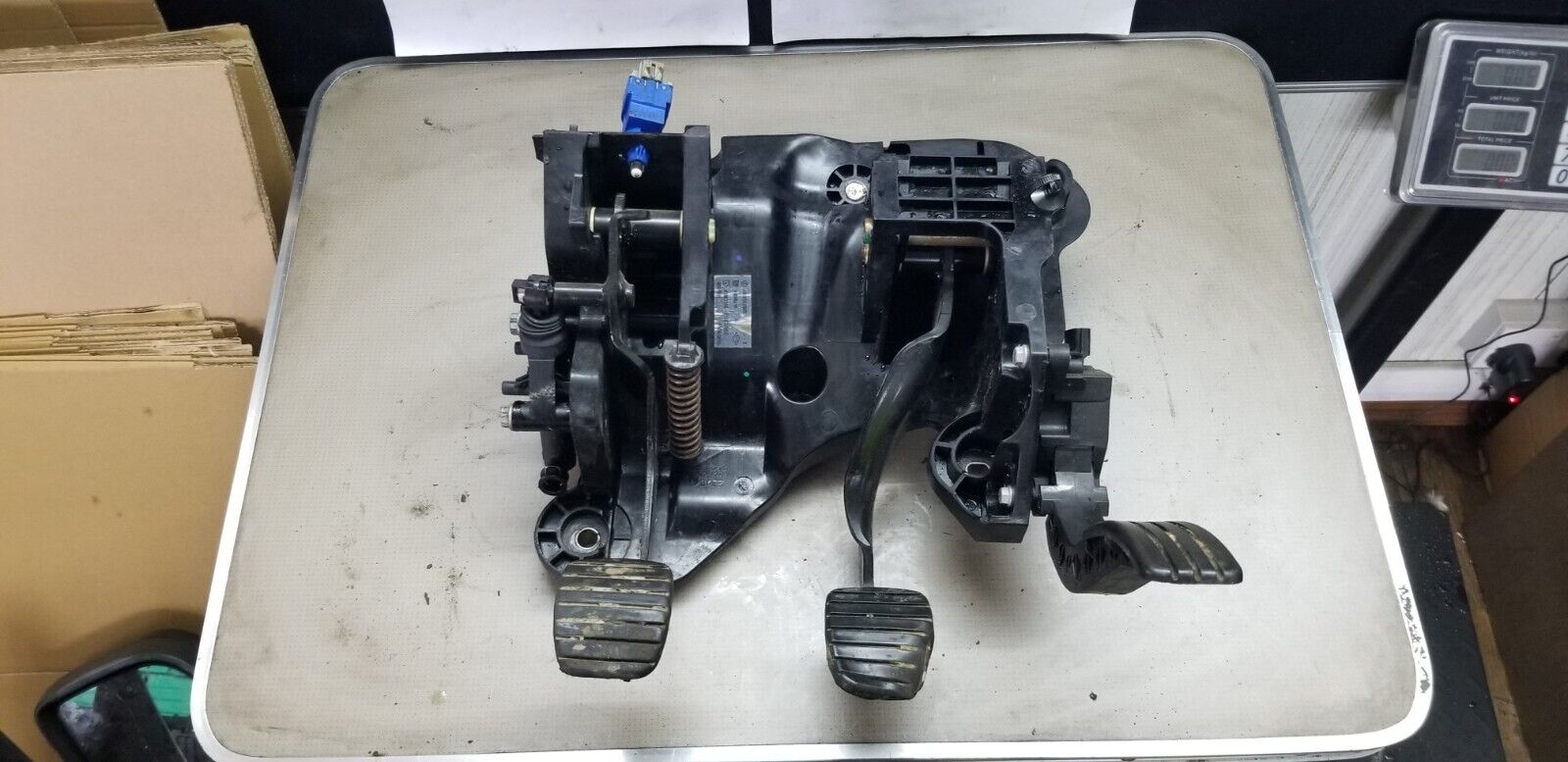 Renault Trafic Vivaro Nv300 14-19 Pedal Box 465104286R |O