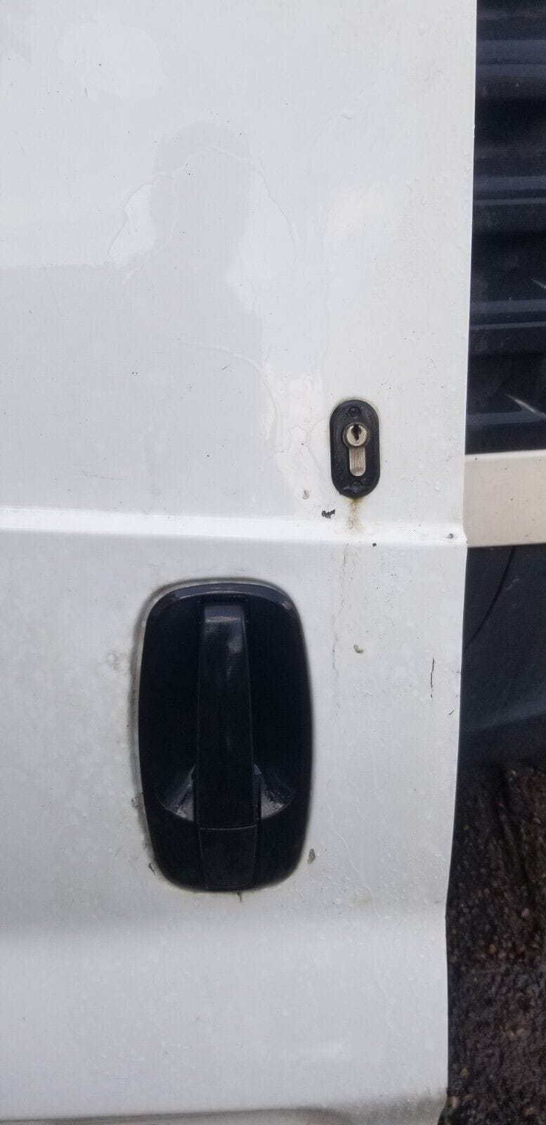 Vauxhall Vivaro 2011 Passenger Side Rear Back Door In White - Image 3