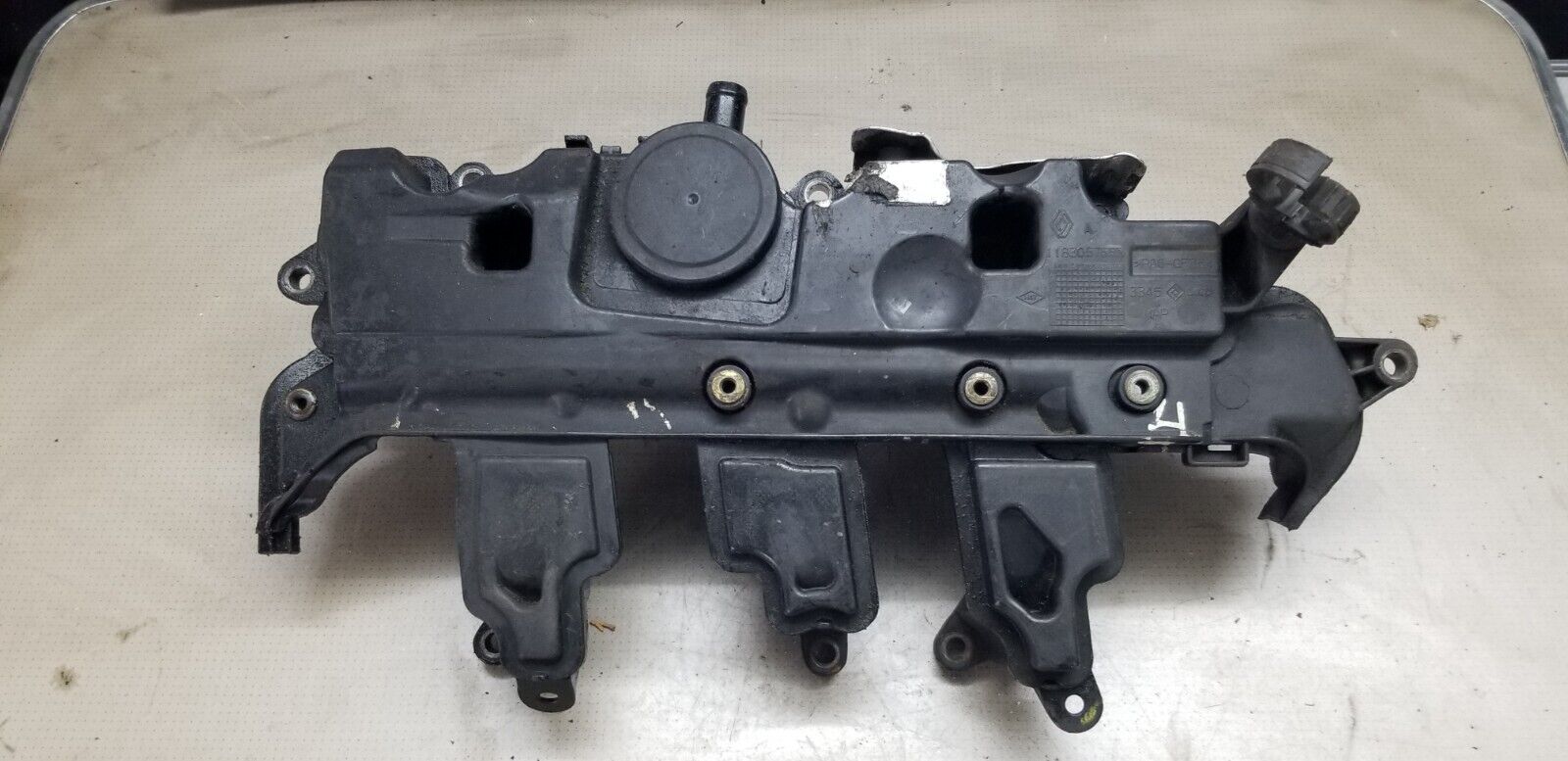 Renault Master Vauxhall Movano 2015 2.3 DCI Bi Turbo Oil Seperator Rocker cover