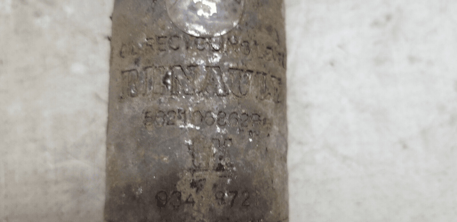 Renault Trafic MK3 1.6 Vivaro 2015-19 Rear Shock Absorber 562106862R - Image 3