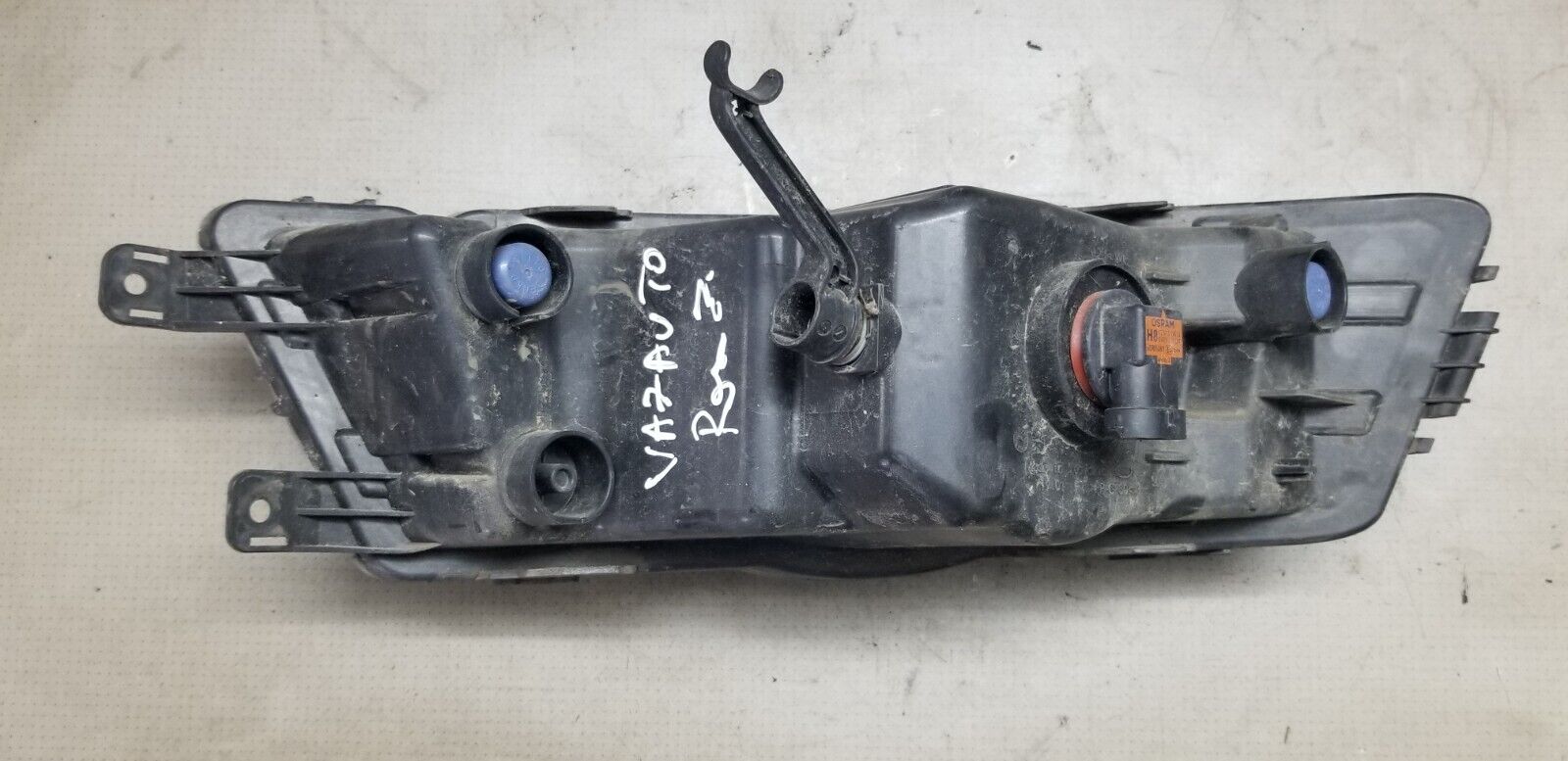 Skoda Rapid 2013 Fog Light Drivers Side Front 5JA941700 - Image 4