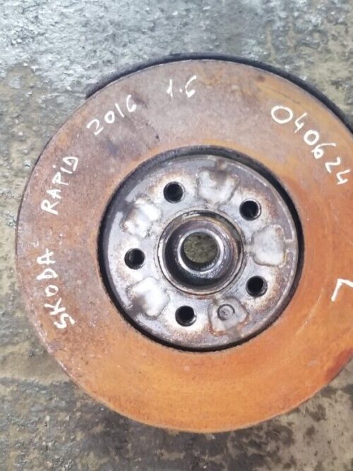 Close-up view of Skoda Rapid front left wheel hub knuckle 1.6 TDI 2012-19