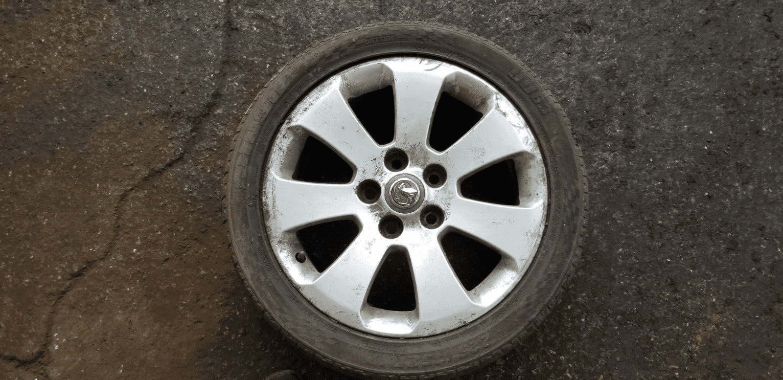 VAUXHALL INSIGNIA A MK1 08-13 17" ALLOY WHEEL 225 55 R17 13235010