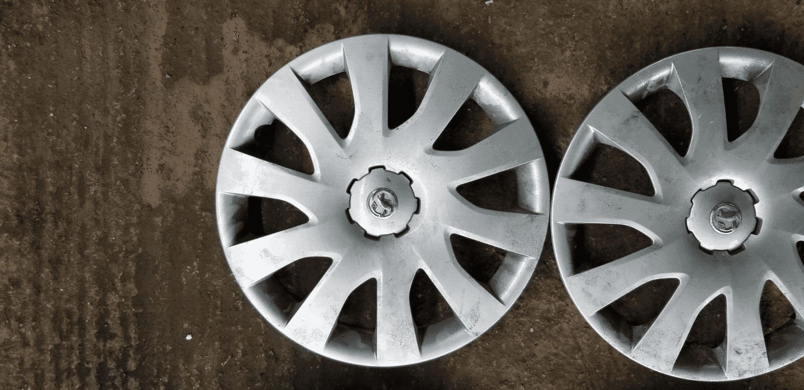 VAUXHALL VIVARO 2015 WHEEL TRIM HUB CAP X4 403156650R - Image 4