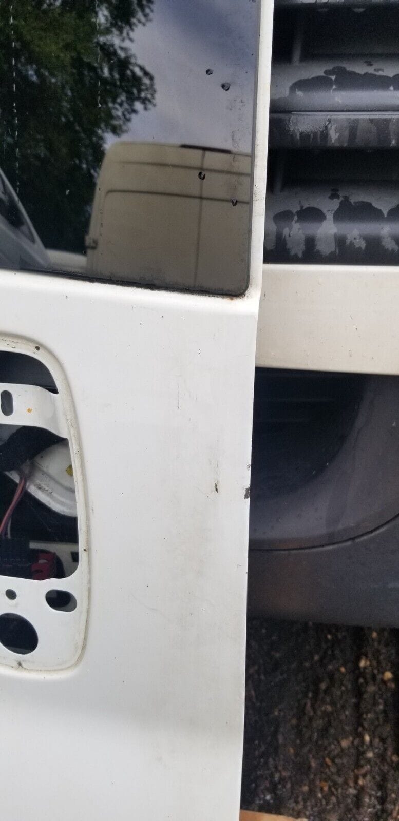 Vauxhall Vivaro 2700 CDTI 100 SWB 2006-2010 Rear Door Left Side White |0 - Image 4