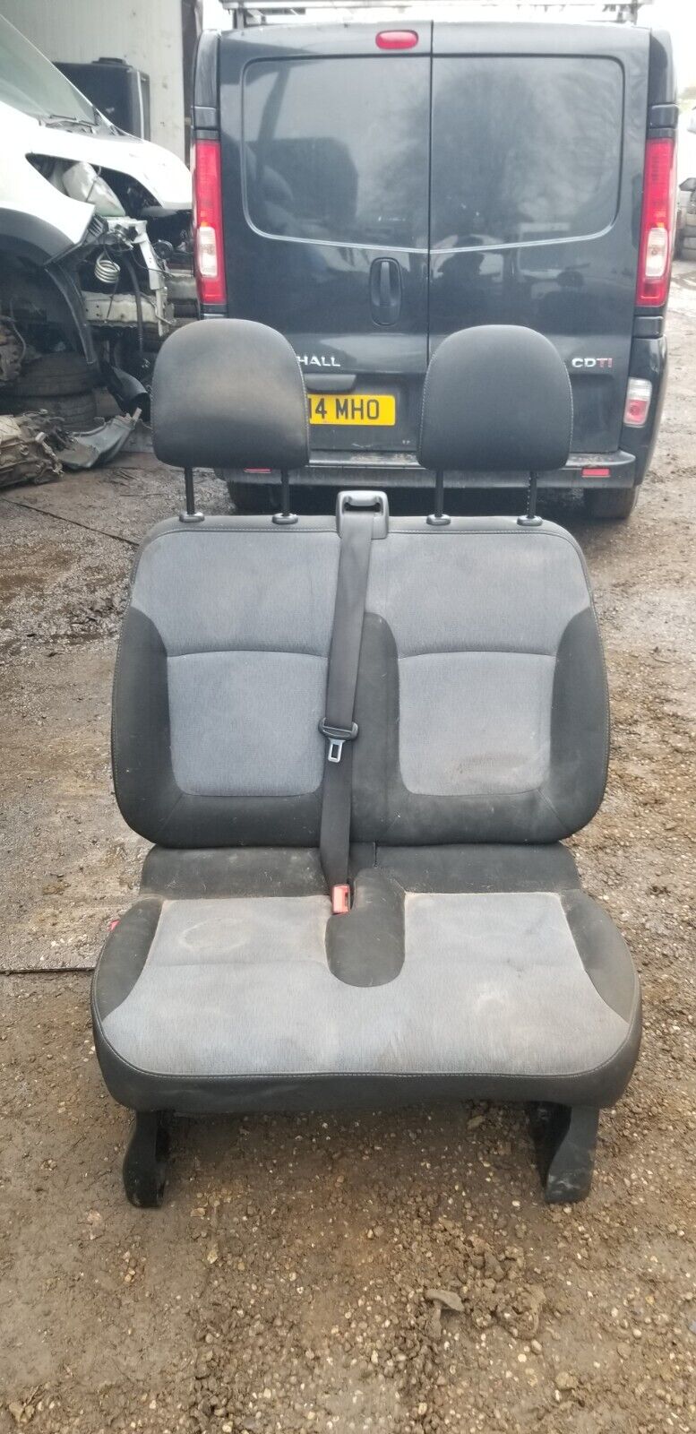 Vauxhall Vivaro Front Seats Passenger Side 2015 Diesel Mk2 - Image 7
