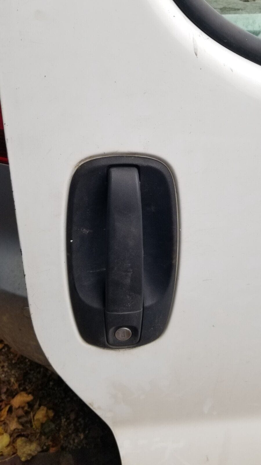 VIVARO TRAFIC PRIMASTAR - Drivers Right O/S Manual Front Door White (01-14) - Image 4