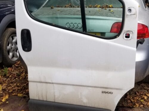 VIVARO TRAFIC PRIMASTAR – Drivers Right O/S Manual Front Door White (01-14)