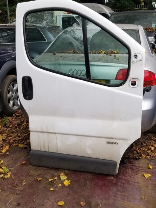 VIVARO TRAFIC PRIMASTAR - Drivers Right O/S Manual Front Door White (01-14)