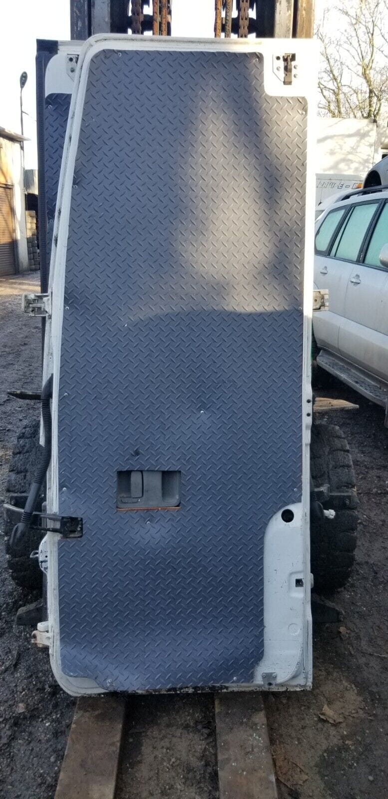 VOLKSWAGEN CRAFTER Rear Door Driver Side 2013 Diesel - Image 3