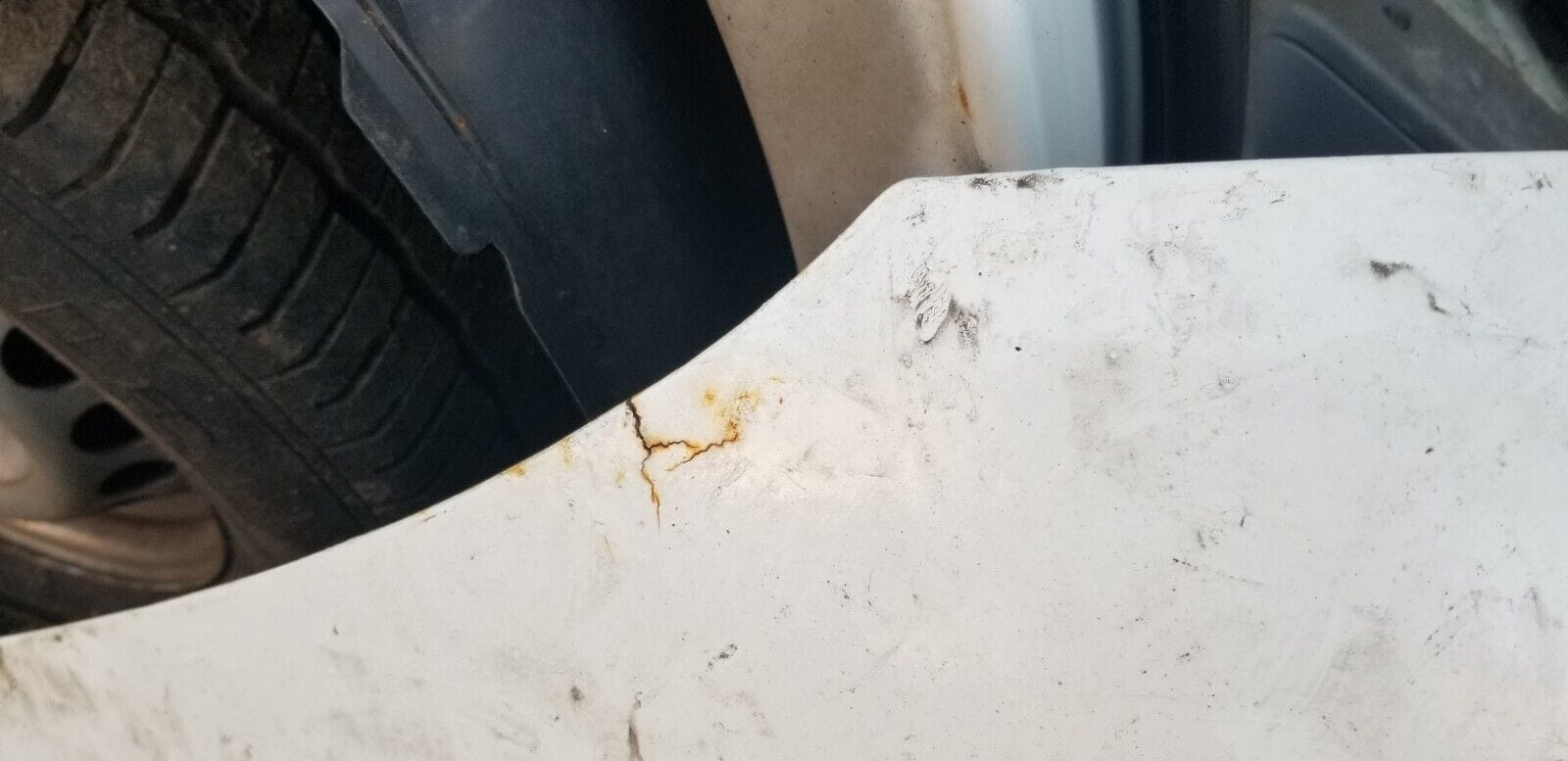 VW CRAFTER BONNET WHITE 2013 - Image 3