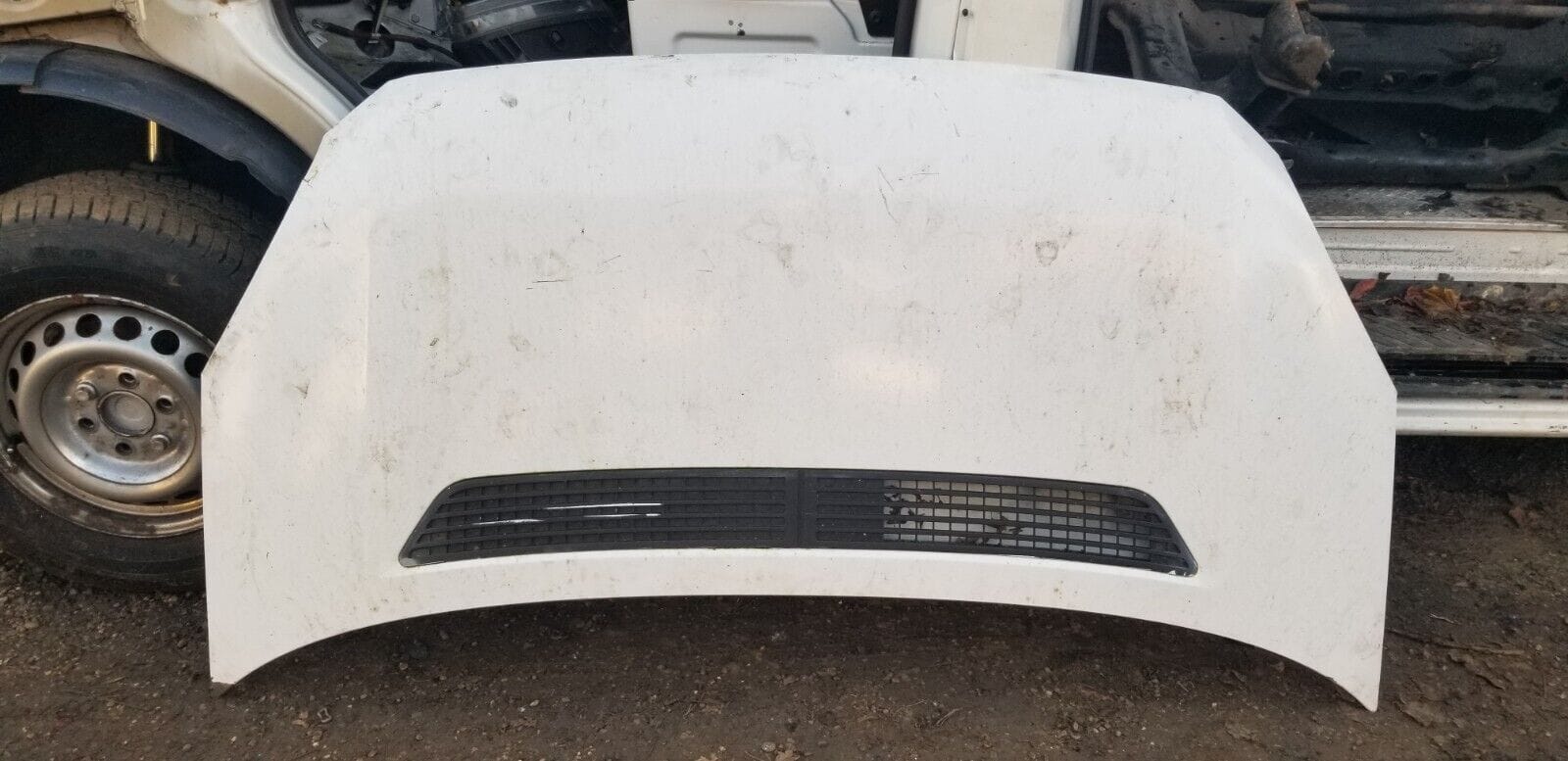 VW CRAFTER BONNET WHITE 2013