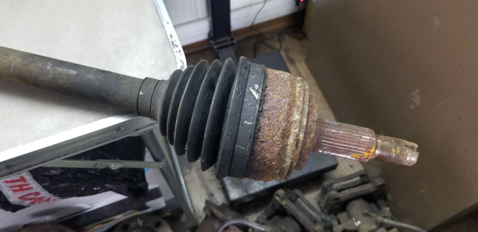 Vauxhall Vivaro 2.0 DCI 6 Speed 07-14 Driver Side O/S Driveshaft - Image 6