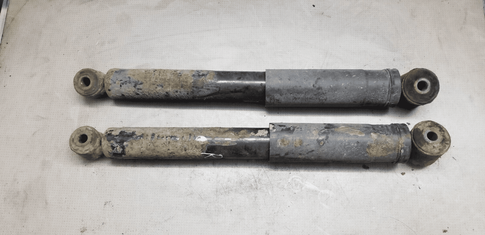 Vauxhall Vivaro Rear Shock Absorber Shocks 1.6CDTI 2015 (PAIR)