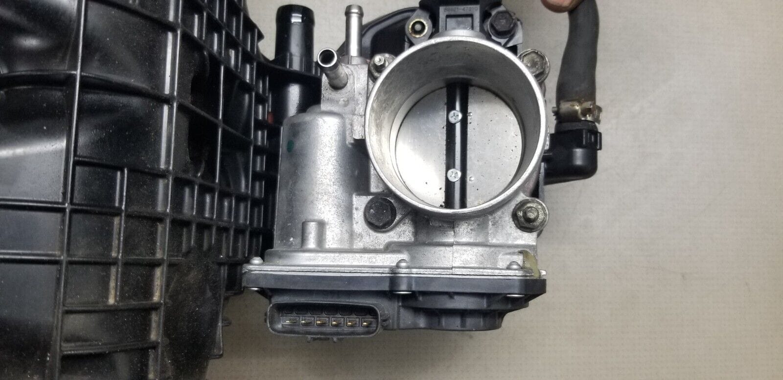 2009-2015 Toyota Prius 1.8 Hybrid Intake Manifold Inlet 17120-37051 |O - Image 5