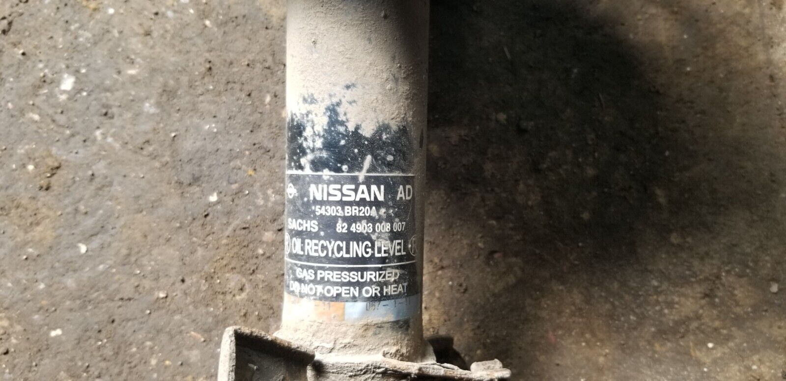 2011 Nissan Qashqai J10 1.5 Diesel. Front Left Side Shock Absorber 54302BR20A - Image 3