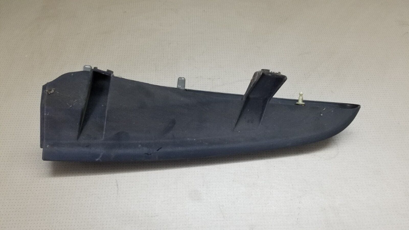 2012 RENAULT KANGOO REAR RIGHT UPPER LIGHT COVER 8200499015 - Image 3