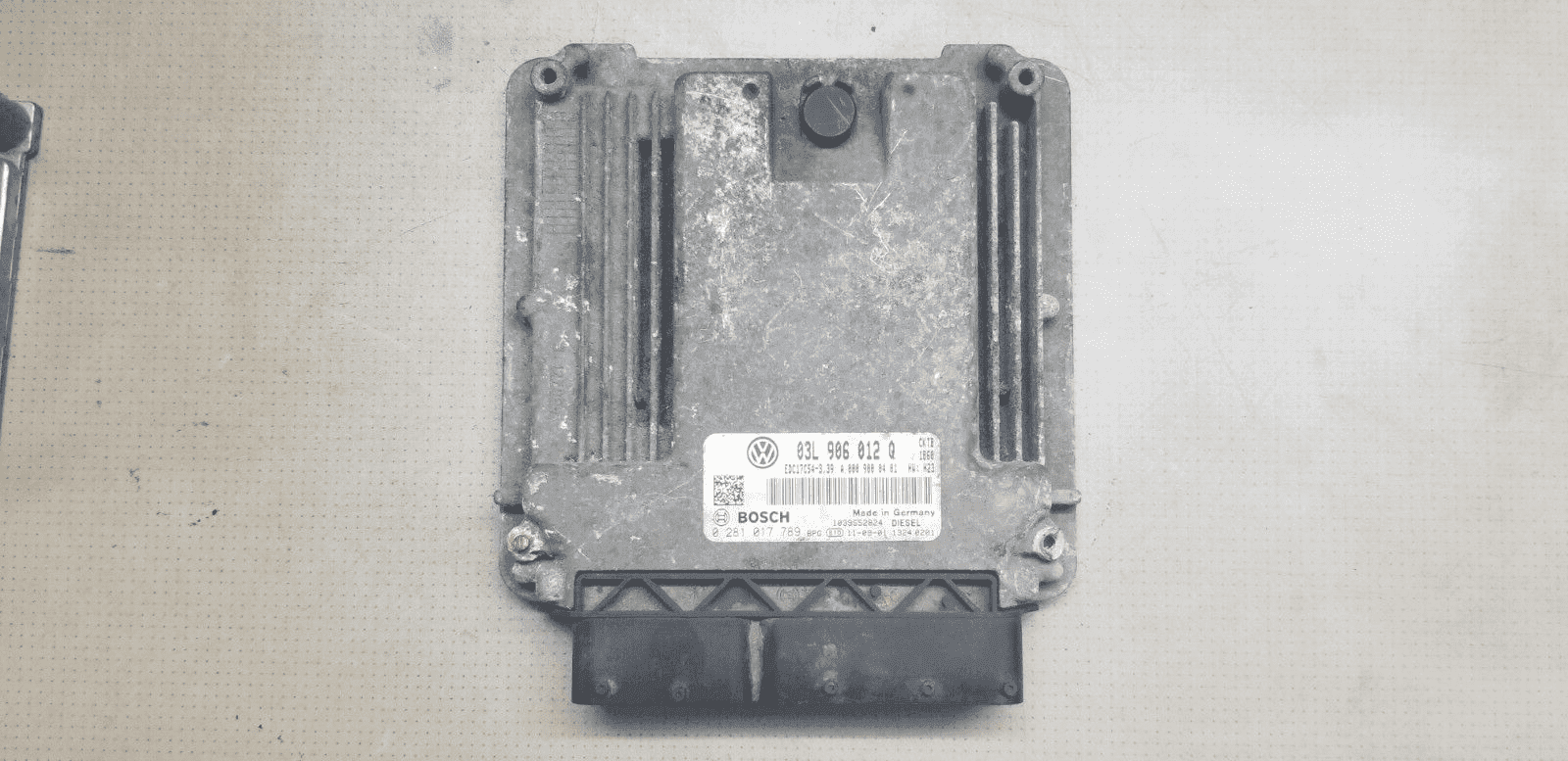 2014 Volkswagen Crafter 2.0TDI / CKTB / ECU Kit / 03L906012Q - Image 3