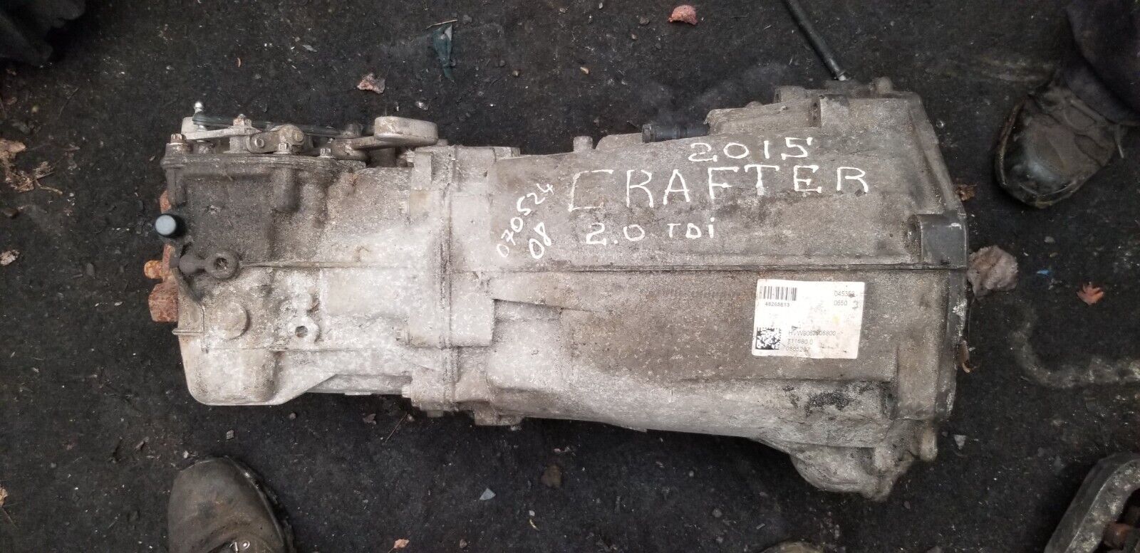 2015 Volkswagen Crafter 6 speed manual gearbox HVW9062606800 front view