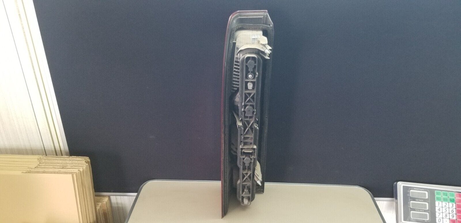 2018 Renault Master Rear Tail Light Lamp Lens Right Side - Image 3