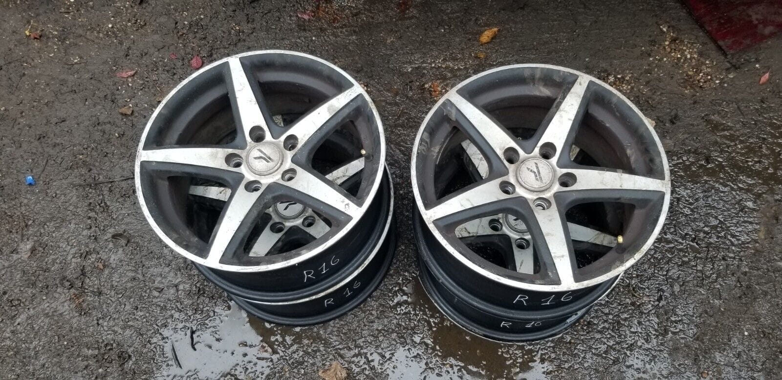 Alloy Wheels 4 x 16" |O