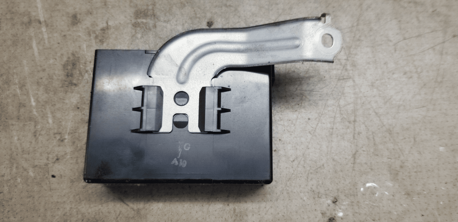 BFD046047 2004 TOYOTA LANDCRUISER 3.0 LC5 HEATER CONTROL MODULE 87480-60040 - Image 6