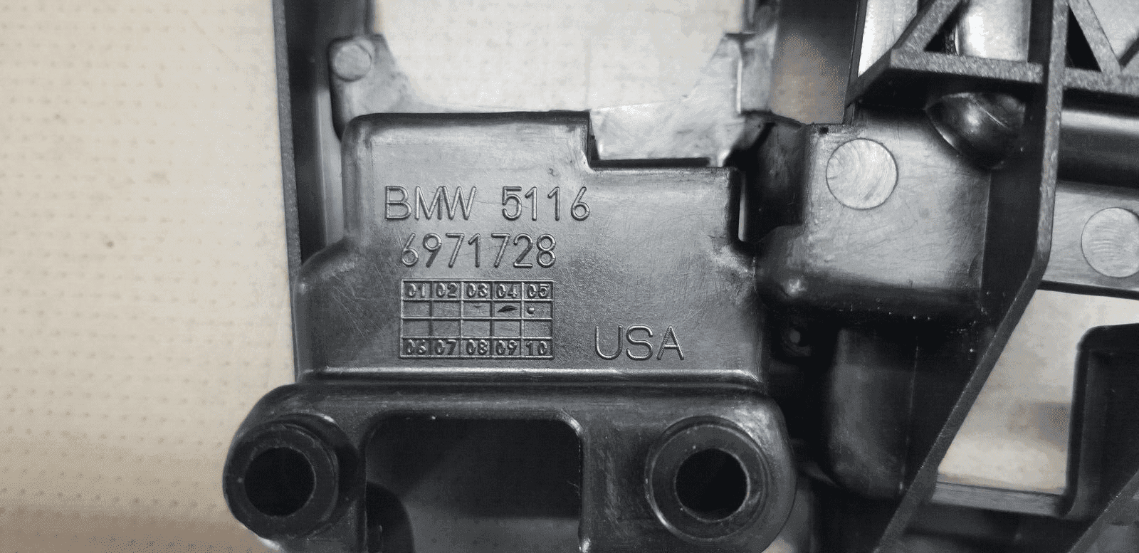 BMW X5 X6 E70 E71 M CIC iDrive Controller Console Lower Trim Bezel Cover RHD - Image 5