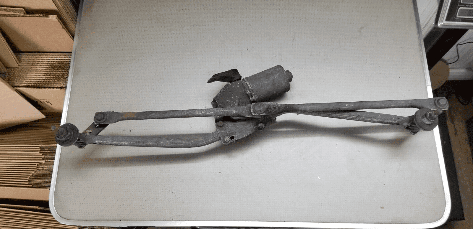 CRAFTER / SPRINTER 2014 WIPER MOTOR FRONT 405147 12V - Image 3