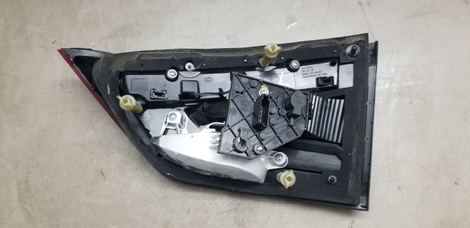 FORD GALAXY MK3 5 DOOR 2011-2015 REAR/TAIL LIGHT PASSENGER SIDE 177017-11 - Image 3