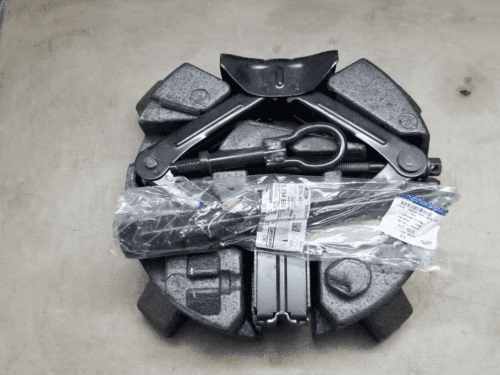 Ford Kuga Mk2 Car Lfiting Jack Tool Kit Set With Foam Housing 2016