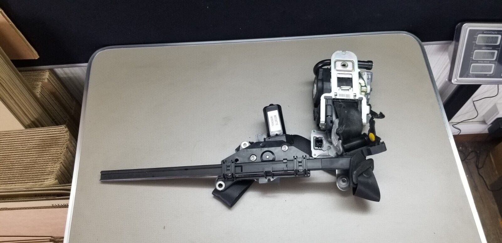 Genuine 2011 Mercedes-Benz E 250 Cdi Coupe Front Seat Belt Driver Side - Image 5