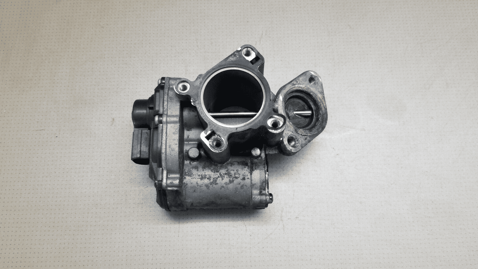 Genuine Egr Valve Renault 2.0 8200797706 A2C53179081 - Image 3