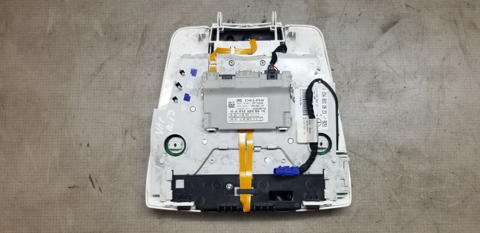 Mercedes-Benz C Class W204 C220 Interior Roof Light Control Panel A2048200823 - Image 3
