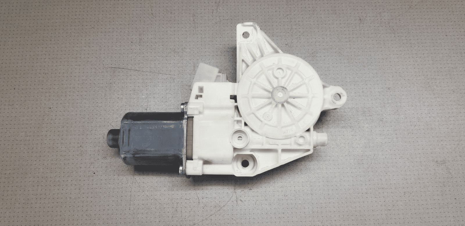 MERCEDES-BENZ E-CLASS W212 Front Right Window Regulator Motor A2129066702 2013