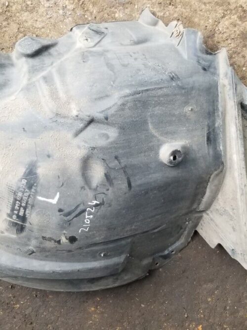 MERCEDES BENZ E W212 2045 Inner Fender Splash Guard Left A2126903030