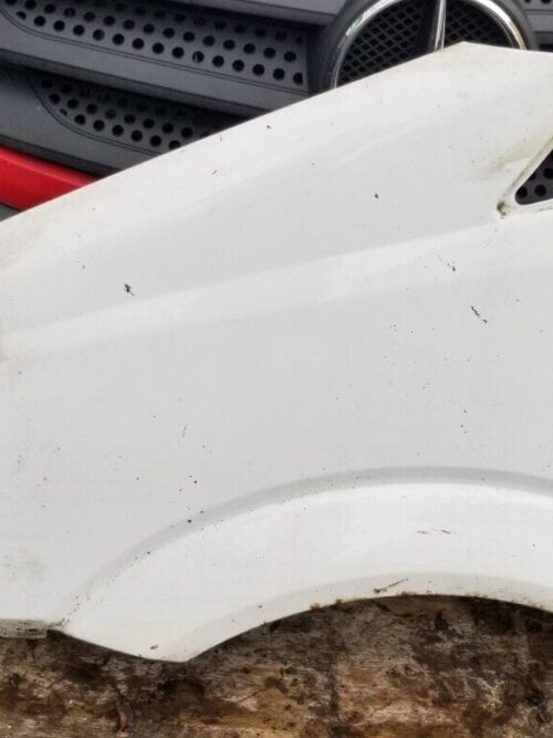 MERCEDES BENZ SPRINTER PASSENGER SIDE FRONT WING PANEL