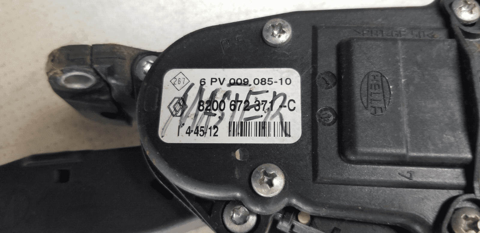 MERCEDES BENZ VITO THROTTLE ACCELERATOR PEDAL A9063000404 - Image 4