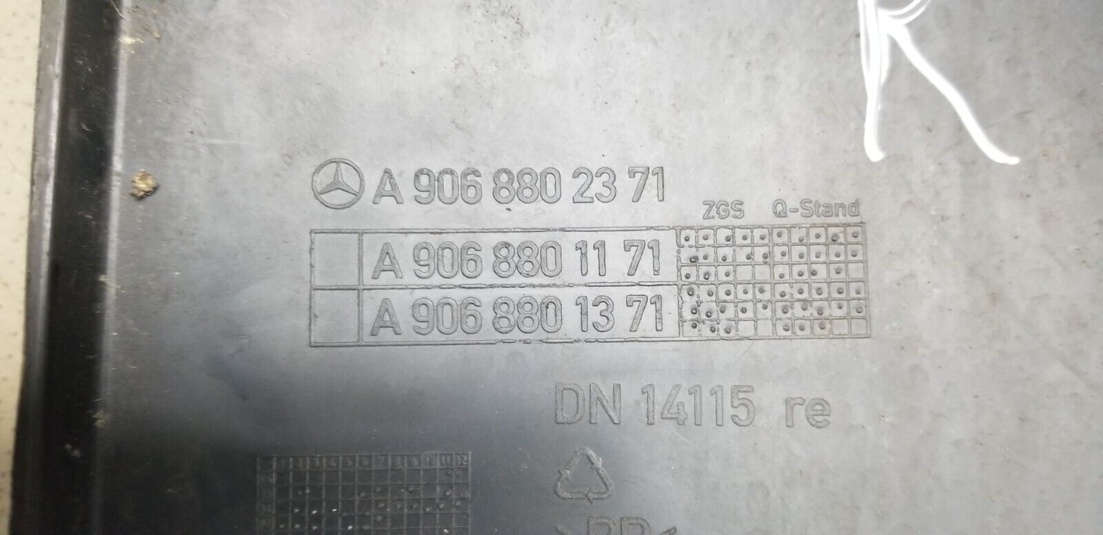 Mercedes Benz W906 Sprinter Rear Bumper Corner Right Side A9068802371 - Image 4