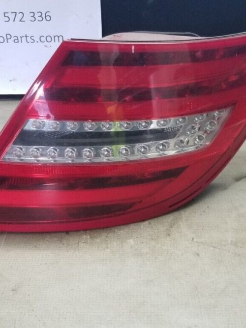Mercedes Benz C Class Tail Light Drivers Side  A2048205864 |O
