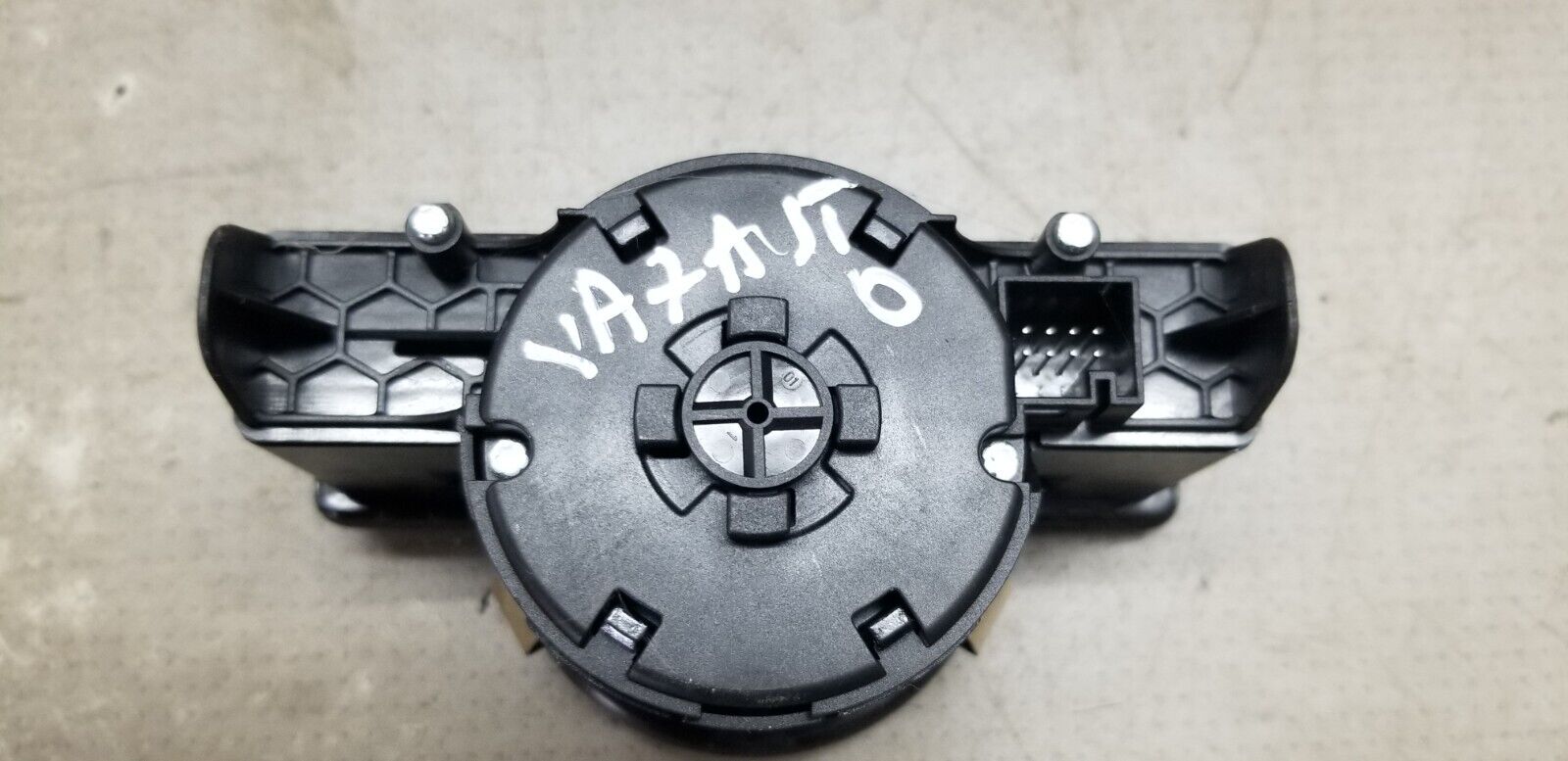 Mercedes Benz E Class Headlight Switch Panel A2129050551 W212 2009 - 2016 |O - Image 4