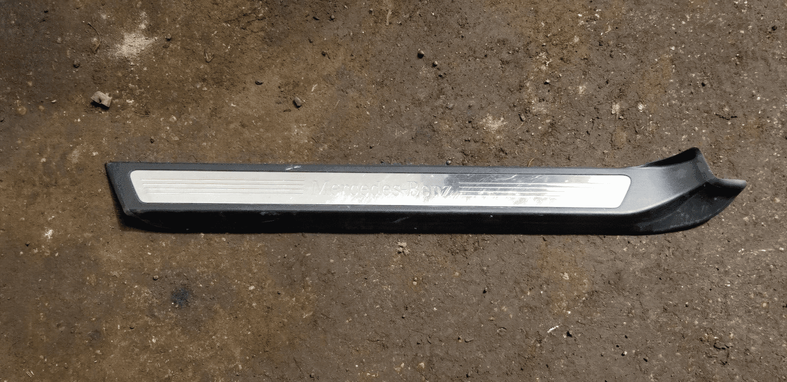 MERCEDES E-CLASS SPORT C207 COUPE 10-13 O/S/F DOOR SILL COVER PANEL A2076800174