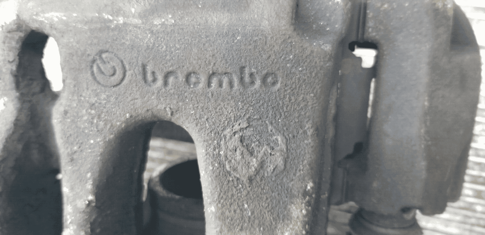 Mercedes Sprinter 2014 2.1Diesel Driver Side Front Brake Caliper - Image 6