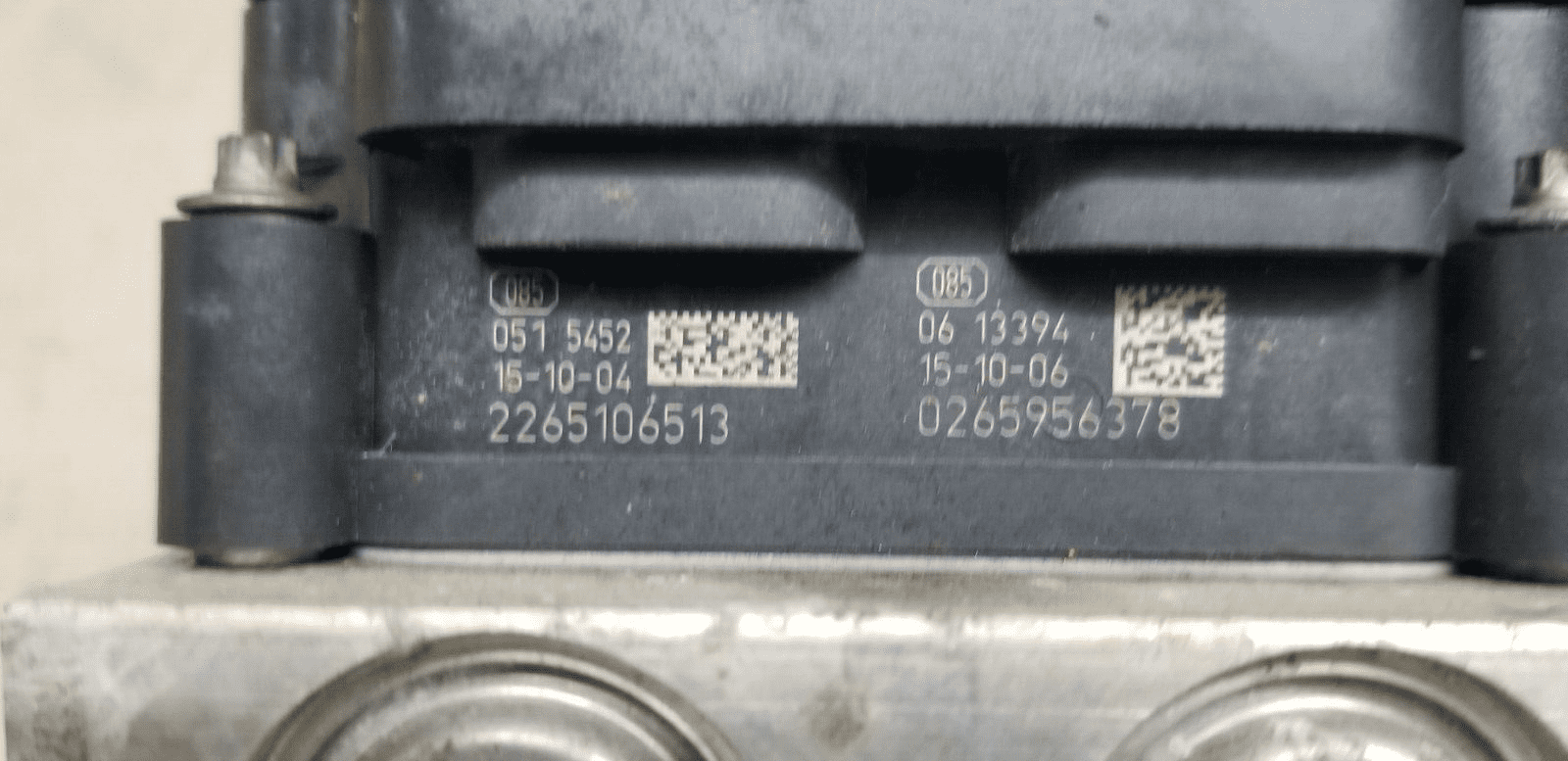 Mercedes Sprinter W906 ABS pump module in excellent condition