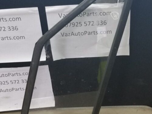 Mercedes Sprinter Quarter Glass Front Left  W906 2.1L Diesel 2015