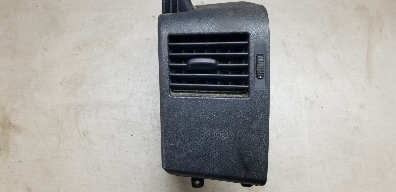 MERCEDES SPRINTER W906 Passenger Dash Air Vent 2015 Diesel A9068300654 - Image 4