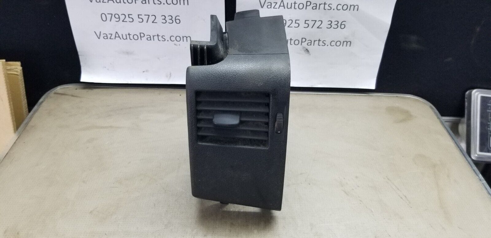 MERCEDES SPRINTER W906 Passenger Dash Air Vent 2015 Diesel A9068300654