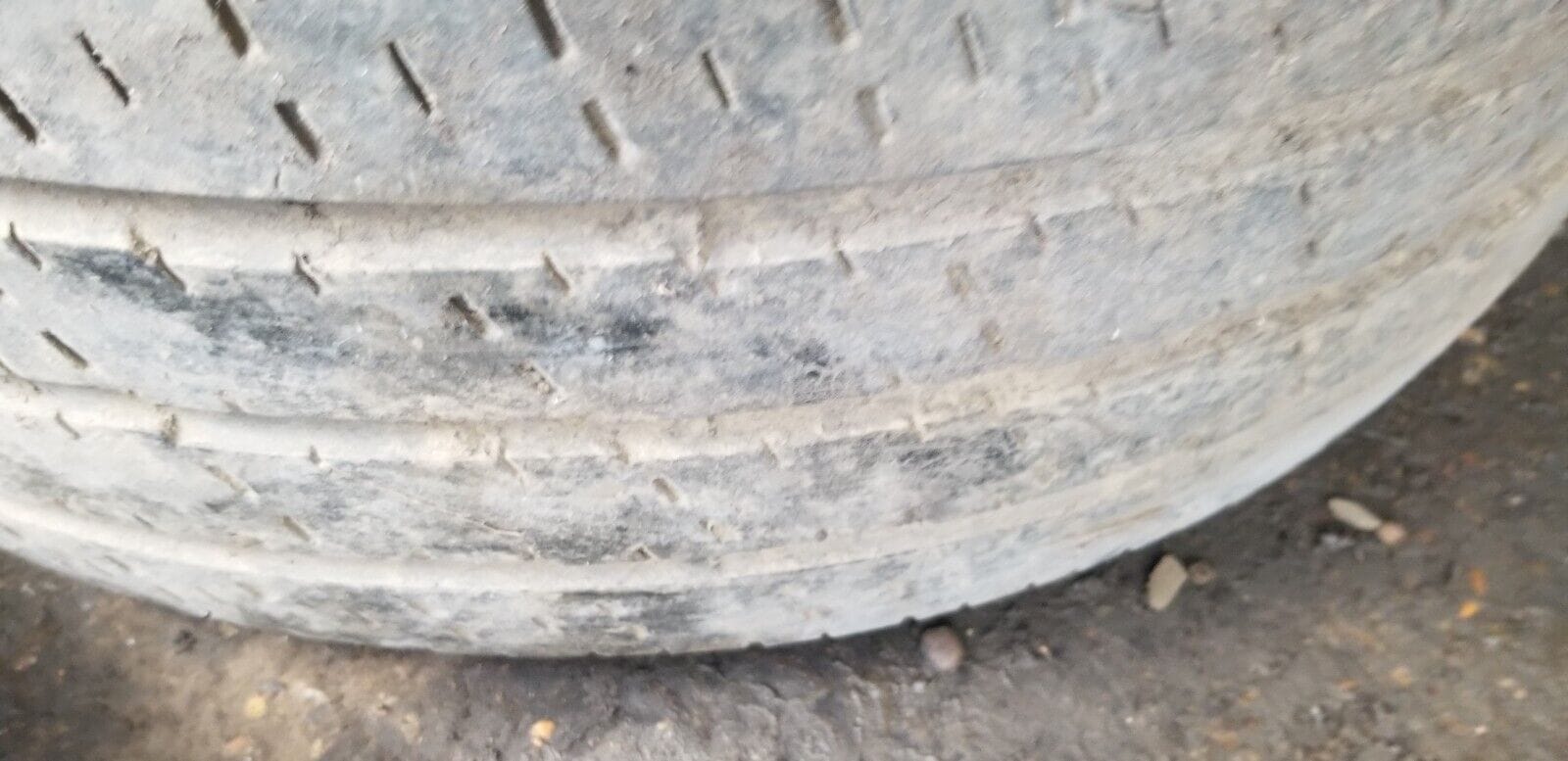 Volkswagen Crafter Set Of 4 Steel Wheel With Tyre 235/65R16C - Image 13